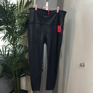 SPANX Shiny Black Leggings 2X